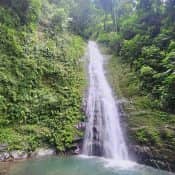 Perla Verde waterfall, first stop of the Santa Lucía Falls Waterfall Trek Tour in Uvita